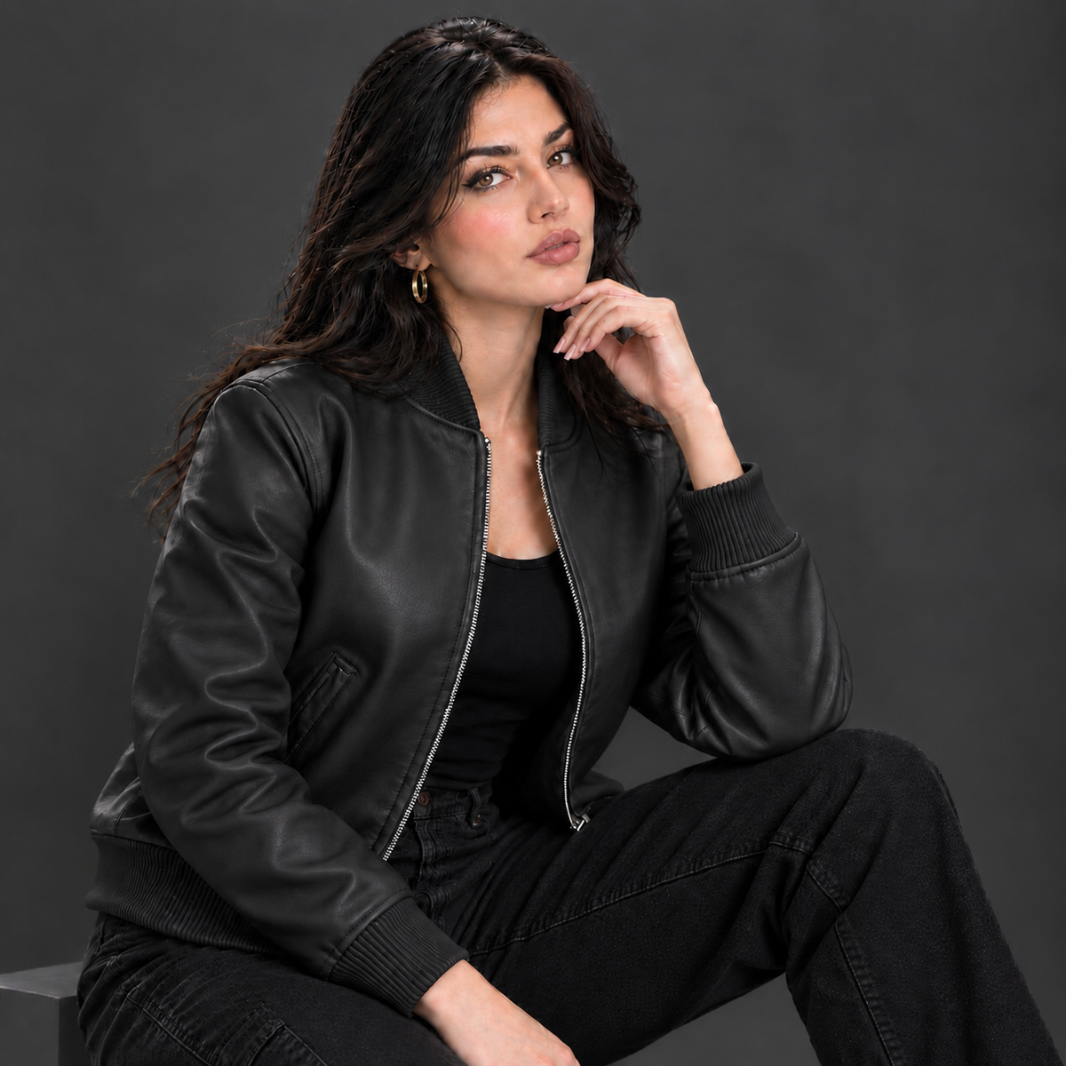 Women's Leather Classic Bomber Jacket [Black]